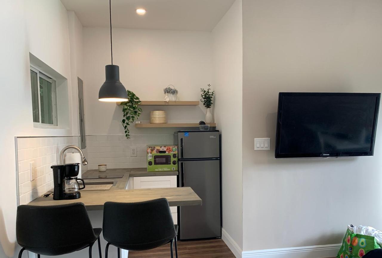 Biscayne Garden'S Studio Golden Glades 외부 사진